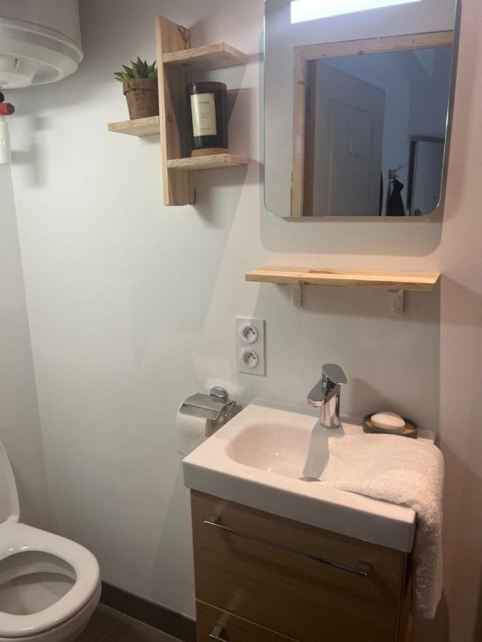 Le Bjorn - T1 Chaleureux Refait A Neuf - Centre Apartman Niort Kültér fotó